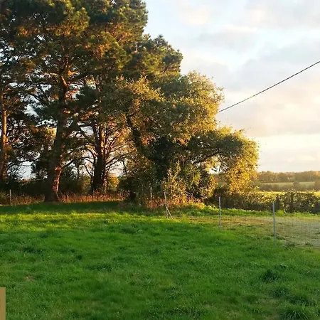 Casa vacanze Les Pins - Maison à La Campagne Avec Jardin Arboré